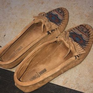 Minnetonka El Paso Slippers